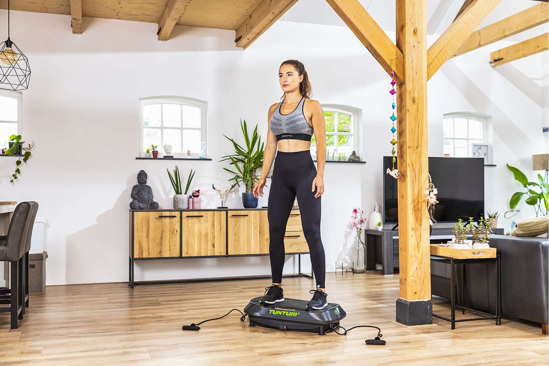 Виброплатформа Tunturi Cardio Fit V20