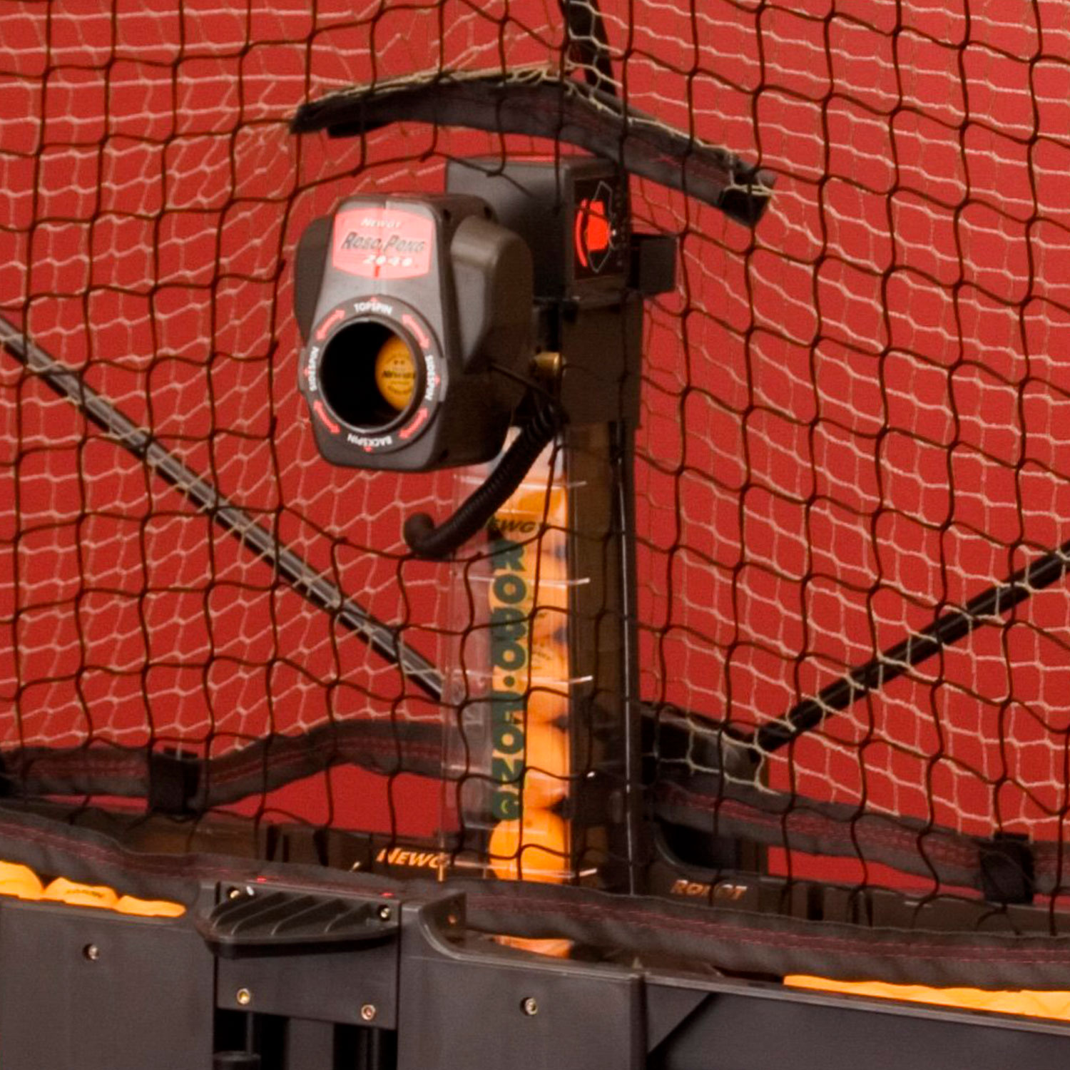 Настольный робот Donic NEWGY Robo-Pong 2040