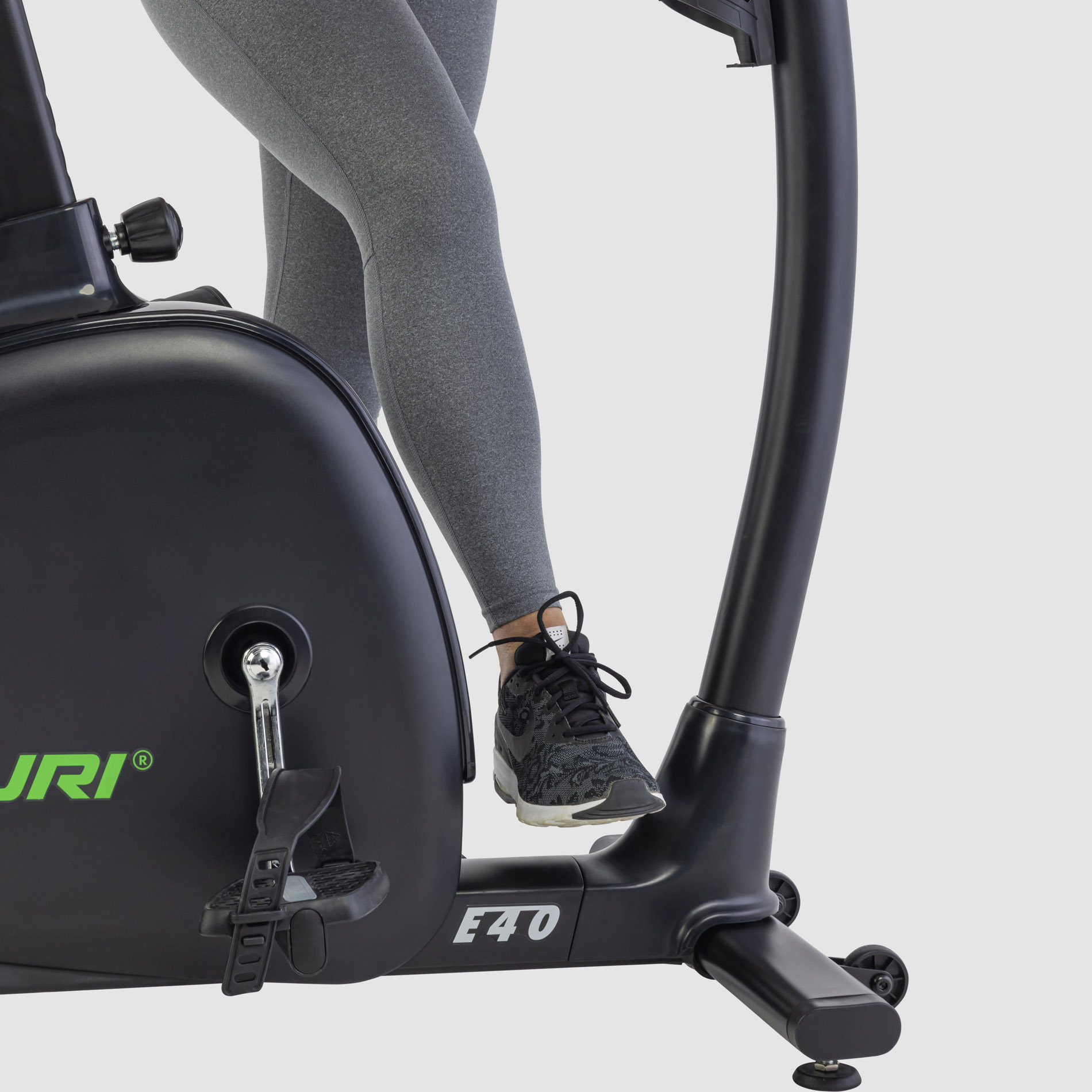 Велотренажер Tunturi Signature E40