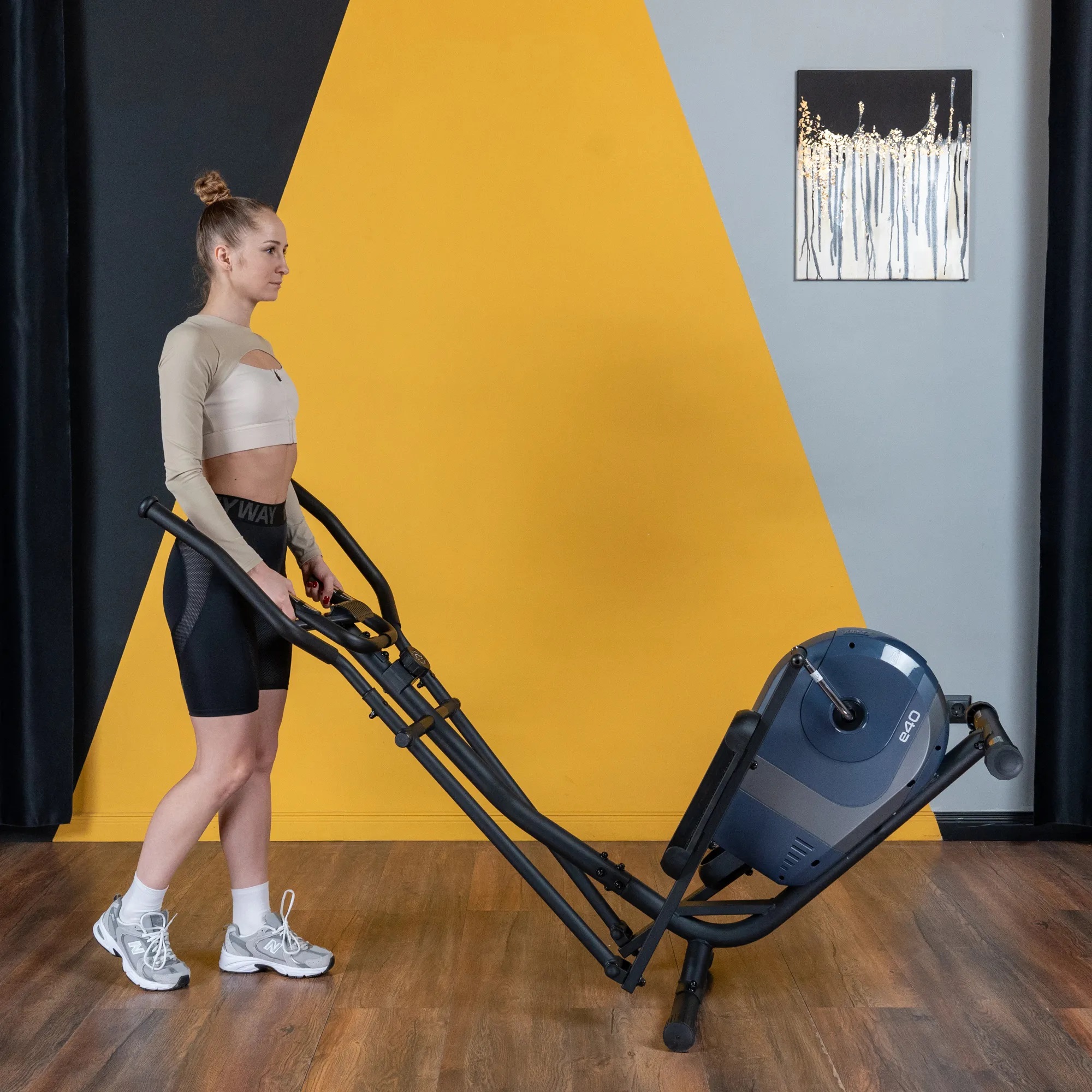 Эллиптический тренажер CARBON FITNESS E40