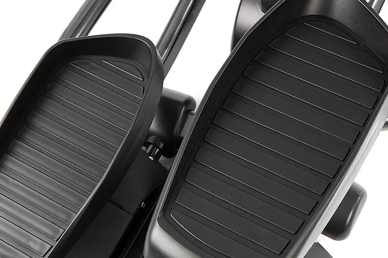 Эллиптический тренажер Spirit Fitness CE800