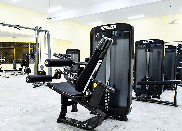 Сгибание ног сидя SPIRIT SP-3505 со стеком 109 кг