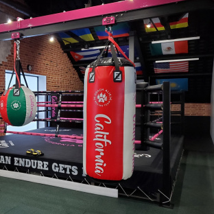 Боксерский мешок Fighttech ПВХ 140Х60 eco pro