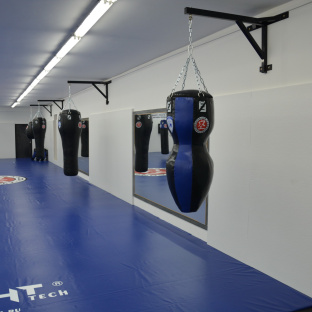 Боксерский мешок Fighttech "Силуэт" ПВХ